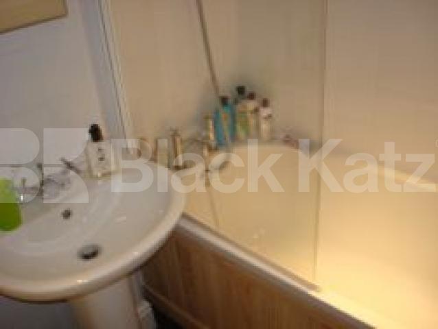 			New Instrction, 1 Bedroom, 1 bath, 1 reception Flat			 Agar Grove, CAMDEN SQUARE